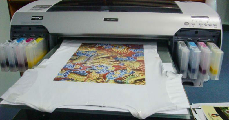 Принтер за директен печат на текстил